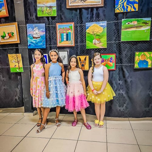 Artista Plastica ZyStopa, atelier, Aula de pintura Barra Velha-24