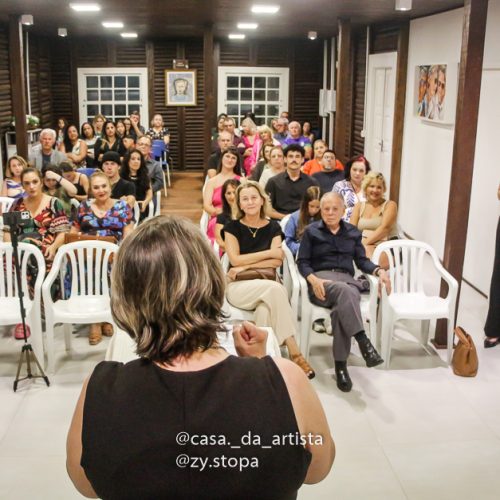 Casa da Artista plastica ZyStopa Aula de Pintira em Barra Velha erramento Exposição LUZ_-10