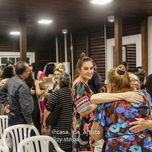 Casa da Artista plastica ZyStopa Aula de Pintira em Barra Velha erramento Exposição LUZ_-41